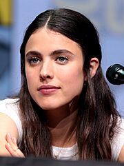 Archivo:Margaret Qualley by Gage Skidmore
