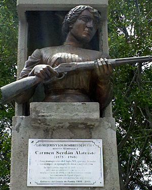 Archivo:Monumento a Carmen Serdán Alatriste, Puebla