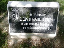 Placa César González Mínguez.jpg