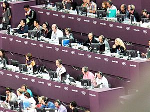 Archivo:The world's press - 2012 Summer Olympics
