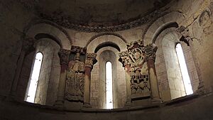 Archivo:Turégano - Iglesia de Santiago (Interior)