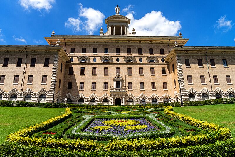 Vatican S Garden 1 (71548671)