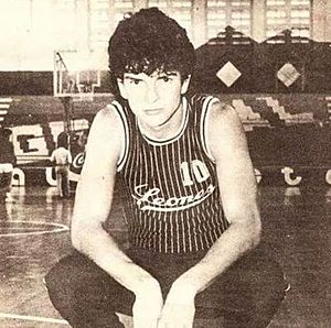 Archivo:Arjona baloncesto