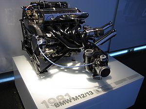 Archivo:BMW F1 Engine M12 M13