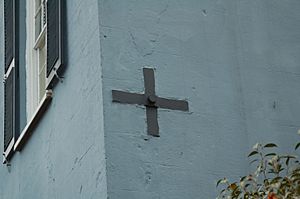 Archivo:Charlestonbolt