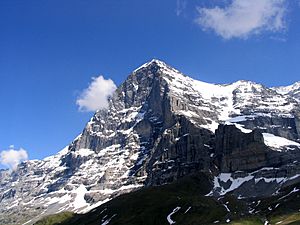 Archivo:Eiger 2415