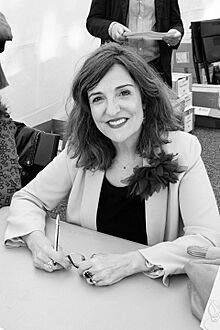 Elvira Lindo en Sant Jordi 2023 (Barcelona).jpg