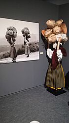 Archivo:Exhibition Ruth Anderson in Pontevedra 03