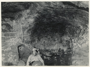 Archivo:Grotta med hällristningar. Santa Cruz, Saipina. Bolivia - SMVK - 0736.0002