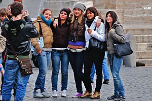 Archivo:Group at Piazza del Popolo, Rome