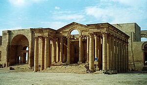 Archivo:Hatra-109728