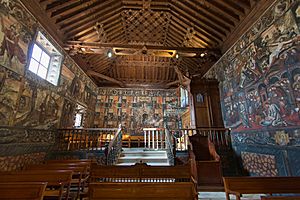 Archivo:Iglesia de Santa Eulalia de Merida (1)