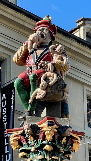 Archivo:Kindlifresserbrunnen Ogre Fountain in Bern Switzerland by Robbie Conceptuel
