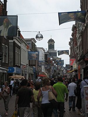Archivo:Leiden - Haarlemmerstraat