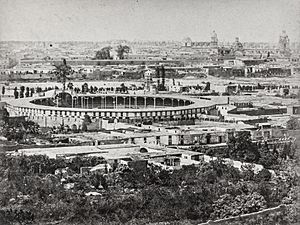 Archivo:Plaza de toros de Acho, circa 1865