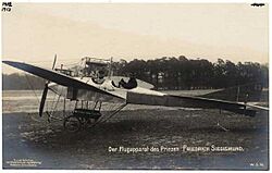 Archivo:Prinz Siegesmund- Flugzeug