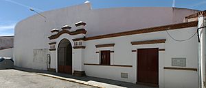 Puerta plaza de toros de Nerva 2018 fused.jpg