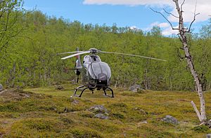 Archivo:SE-JJF Airbus EC 120B Colibri helicopter operated by Fiskflyg in Sarek National Park (DSCF1087)