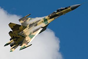 Archivo:Su-35 in flight. (3826731912)