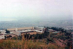 Archivo:University of Burundi, Main Campus, Bujumbura 2008