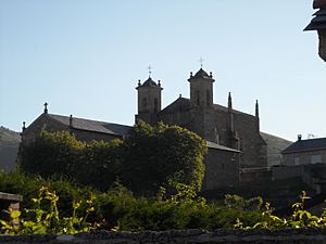 Archivo:Villafranca del Bierzo iglesia SFrancisco