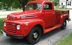 Archivo:1950 Ford F3