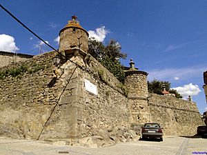 Archivo:Castillo de Brozas 3
