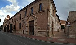 Archivo:Colegio-convento de San Basilio Magno (Alcalá de Henares)