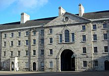 Archivo:Collins Barracks, Dublin