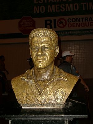 Archivo:Garrincha - Maracanã