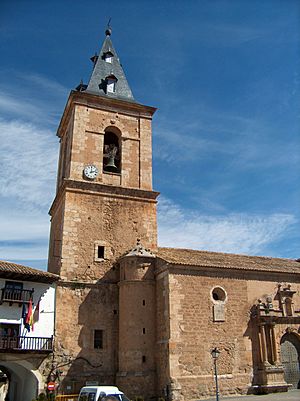 Archivo:IglesiaTarazonaMancha