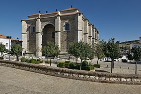 Iglesia de Nuestra Señora de la Asunción (Aracena).jpg