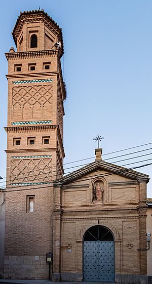 Archivo:Iglesia de San Andrés, Torres de Berrellén, Zaragoza, España, 2017-01-06, DD 12
