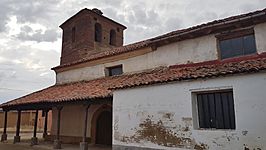 Iglesia de Santo Tomás de Valdesogo de Abajo.jpg