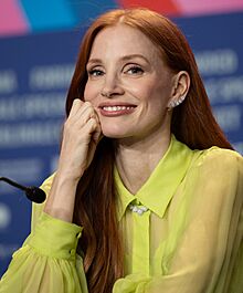 Jessica Chastain-64631 (cropped).jpg