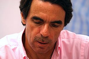 Archivo:José María Aznar en Vigo (2009-07-14) (4)