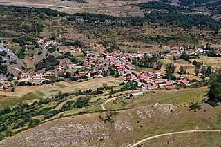 Llombera 02 cropped by-dpc.jpg