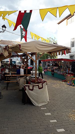 Archivo:Mercado medieval