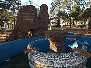 Archivo:Plaza de Santa Rosa de Lima