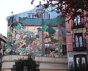 Archivo:Puerta Cerrada mural madrid