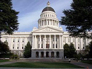 Archivo:Sacramento Capitol