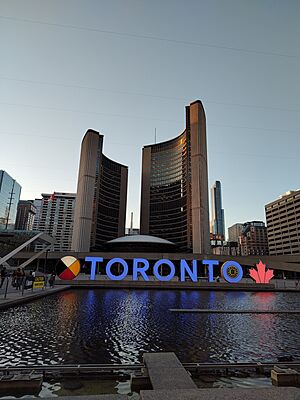 Archivo:Toronto City, Spring 2023 4