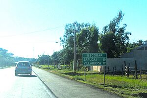 Archivo:Acceso a Escobar desde la ruta Paraguarí - Villarrica