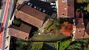 Archivo:Antzuolako Antiguako ermita eta errota