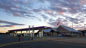 Archivo:Big Stop in Enfield, Nova Scotia