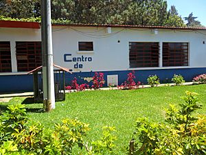 Archivo:Centro de salud "El Hospitalito" Fraijanes