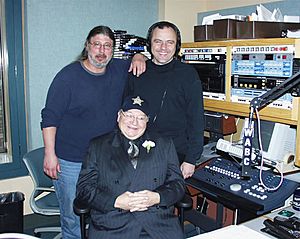 Archivo:Gary Ackerman with Curtis Sliwa and Ron Kuby