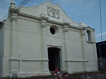 Archivo:Iglesia de Salcoatitán Sonsonate