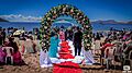 Matrimonio en las orillas del Lago Titicaca