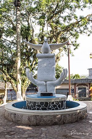 Archivo:Monumento a la Paz